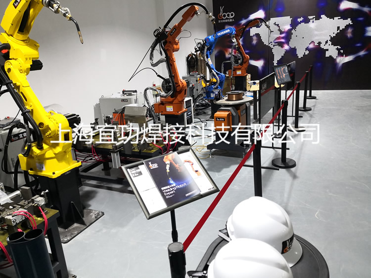 ���әC���˿͑��F��